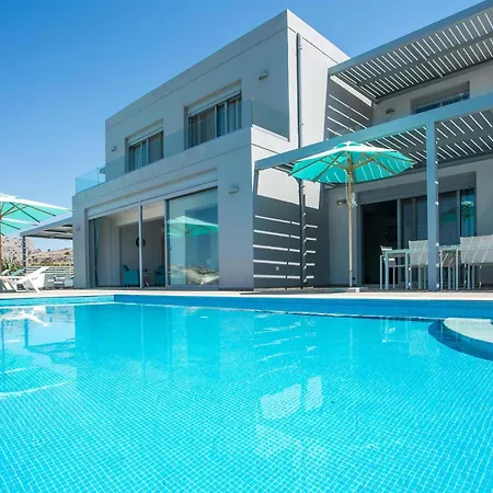 Villa Lily *